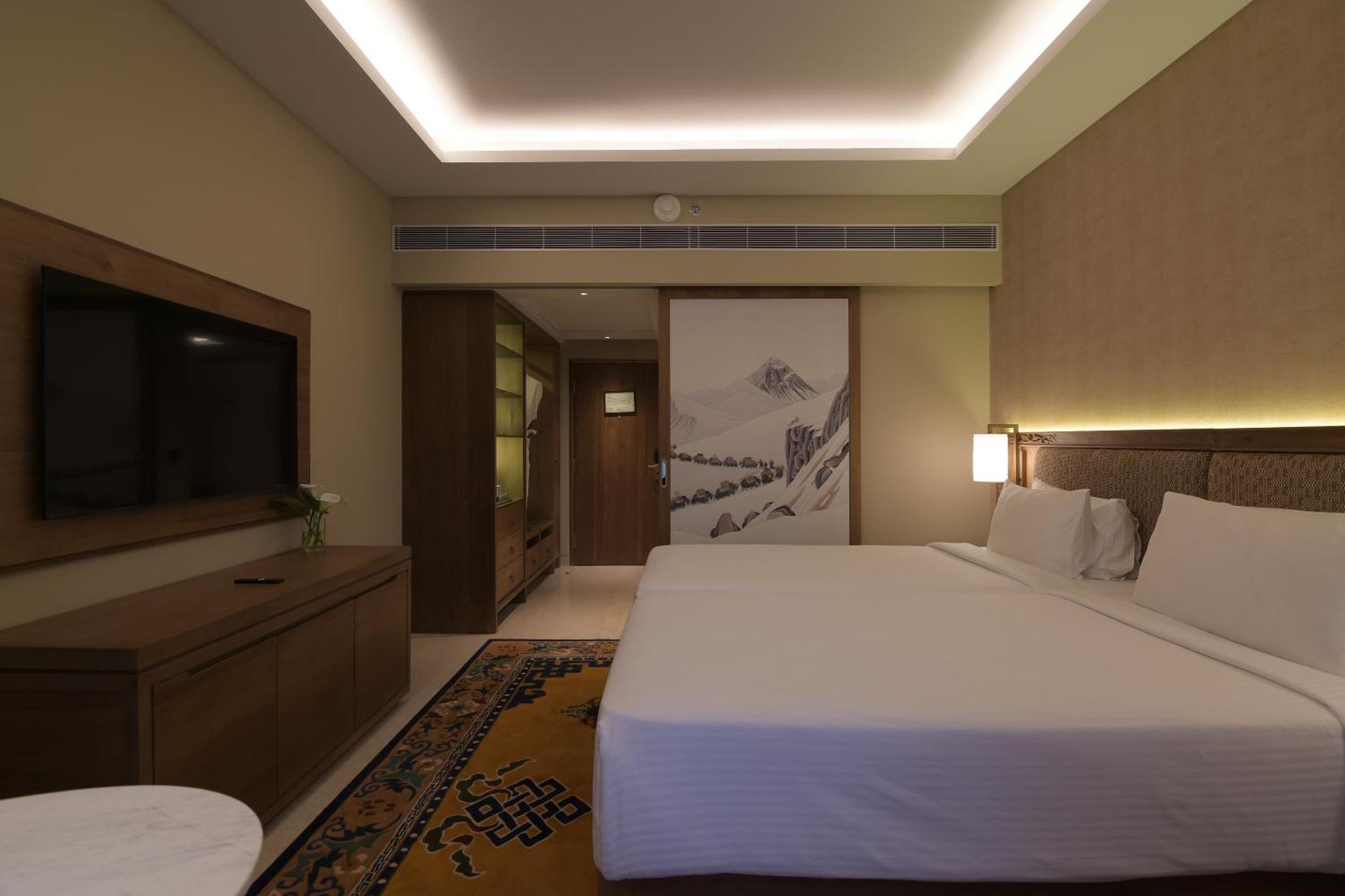 Hotel Yak & Yeti Катманду Екстер'єр фото