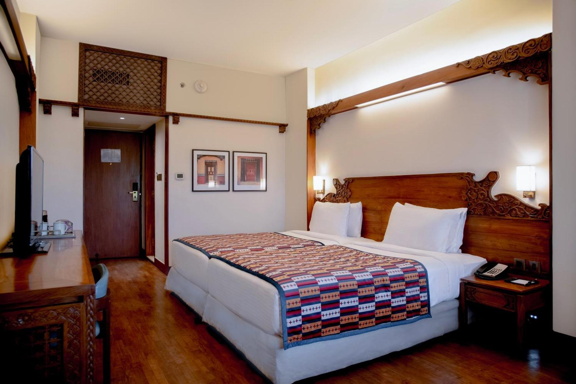 Hotel Yak & Yeti Катманду Екстер'єр фото