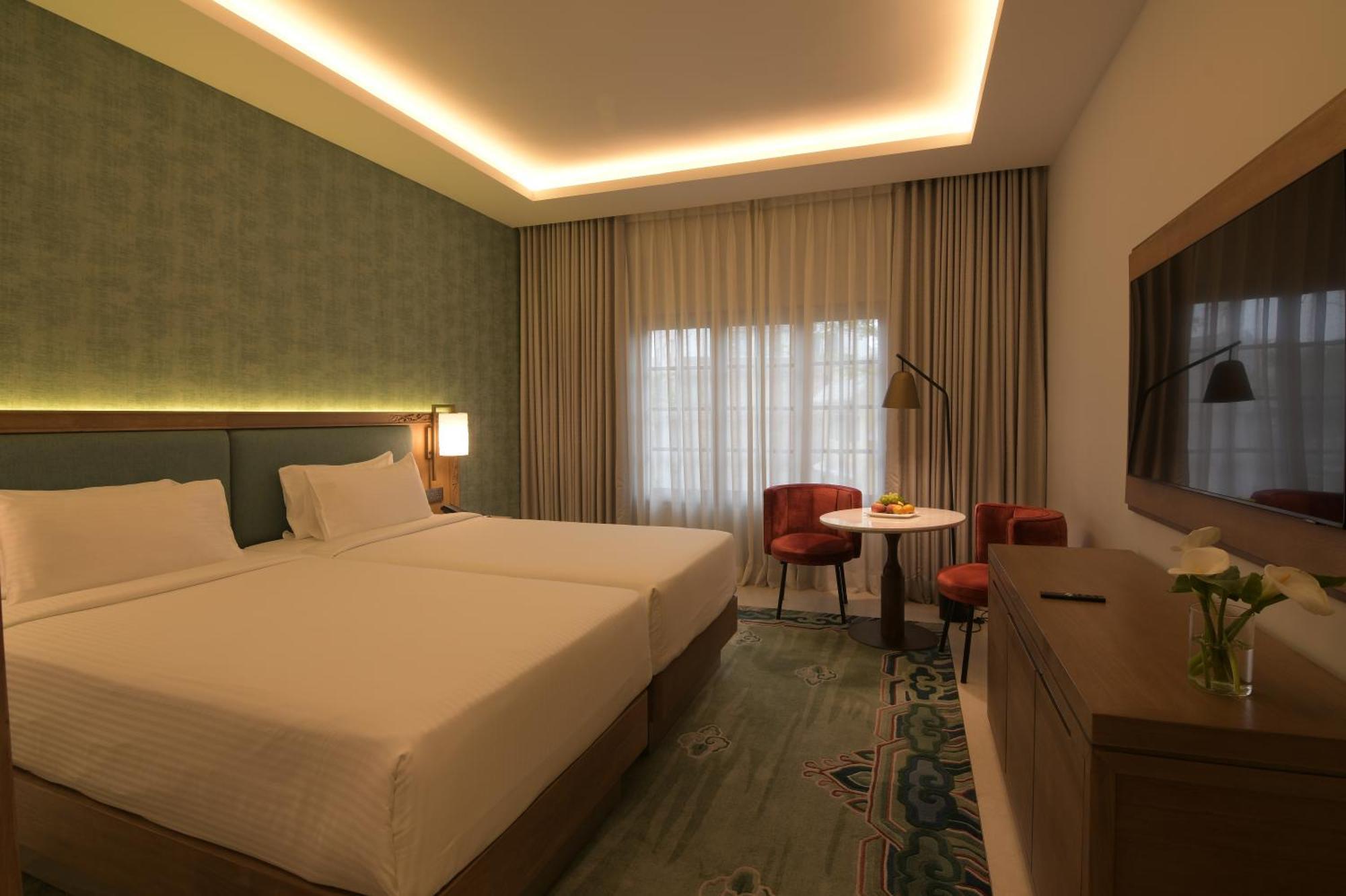 Hotel Yak & Yeti Катманду Номер фото