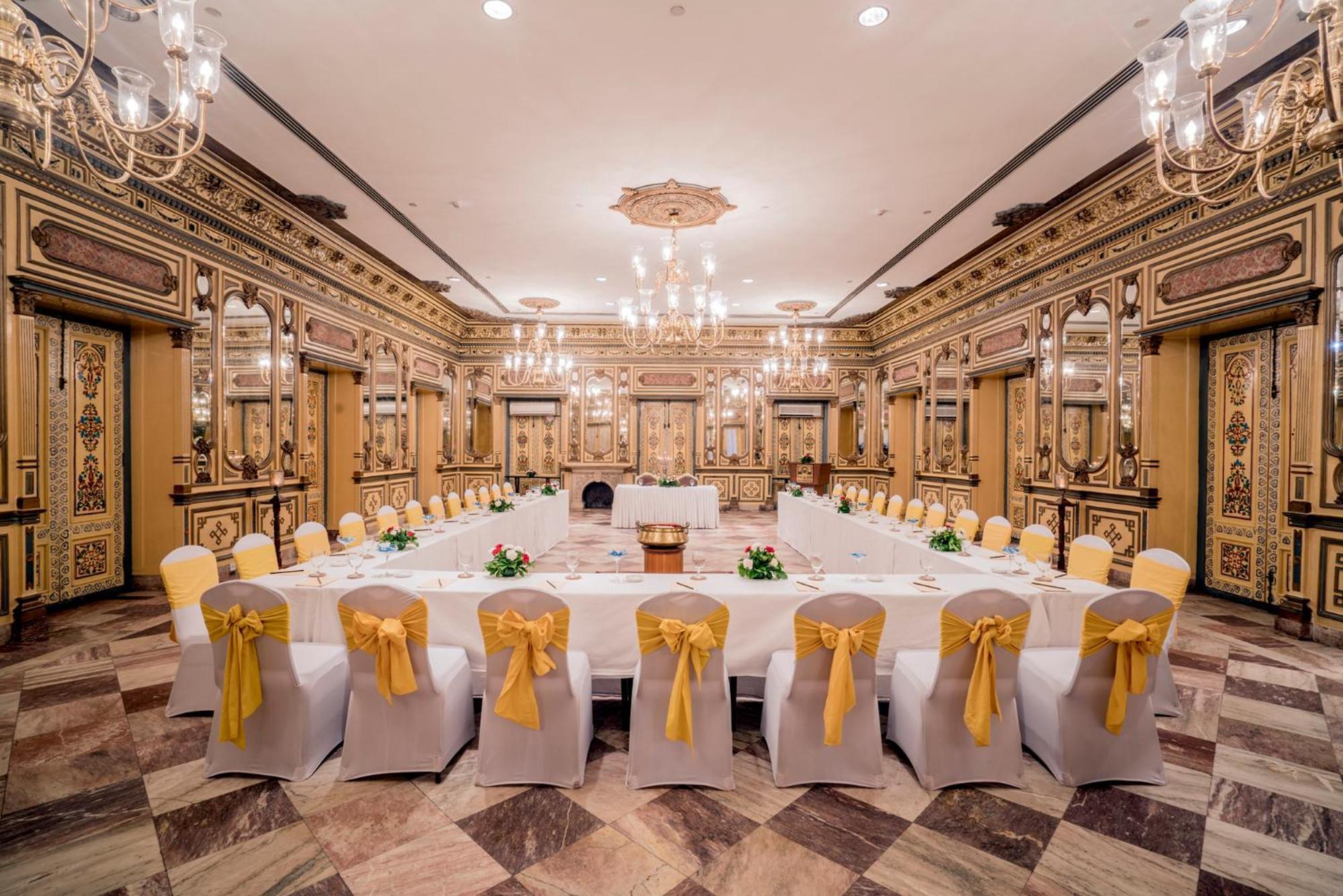 Hotel Yak & Yeti Катманду Екстер'єр фото